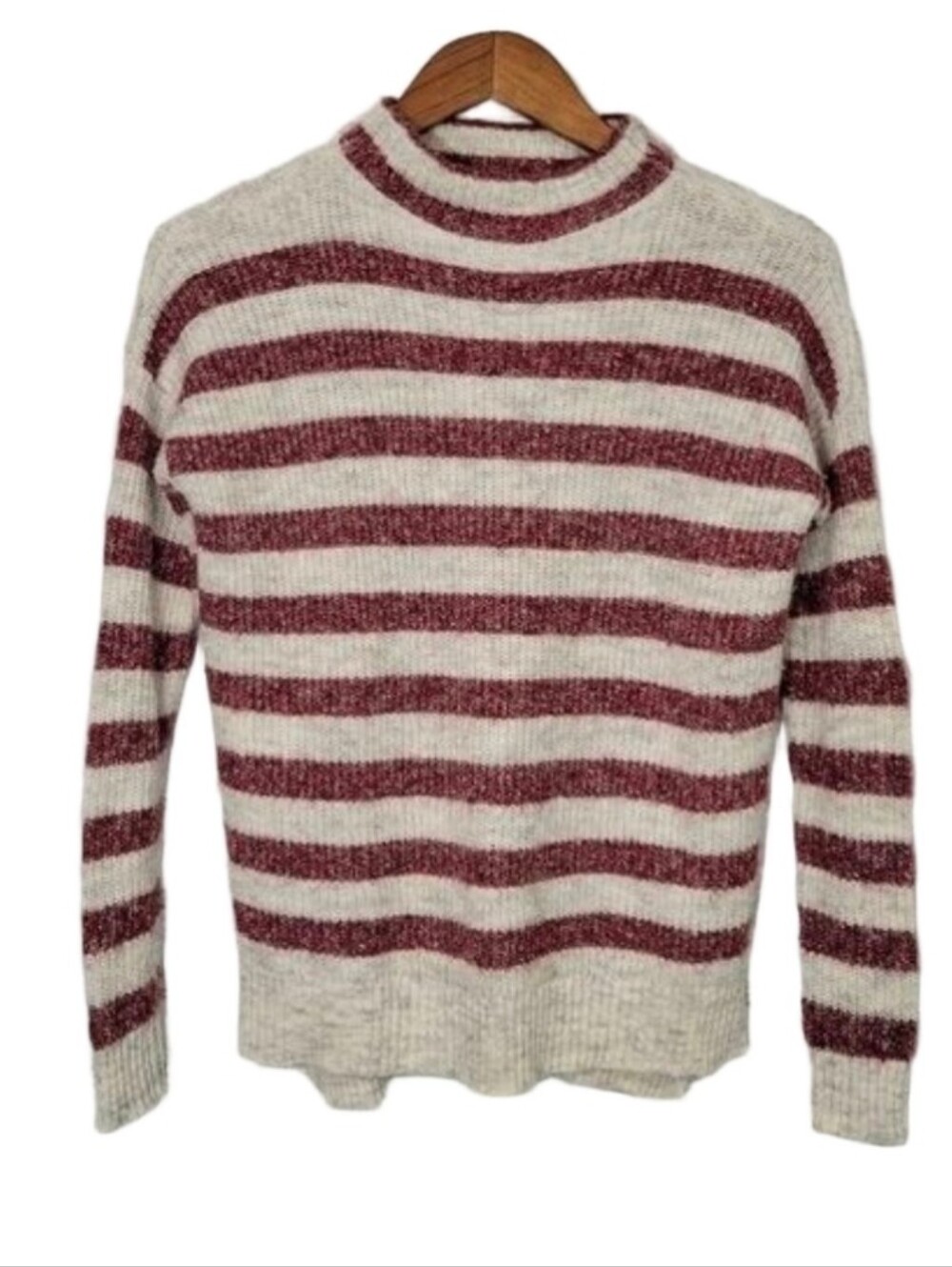 AEO cute stripe sweater